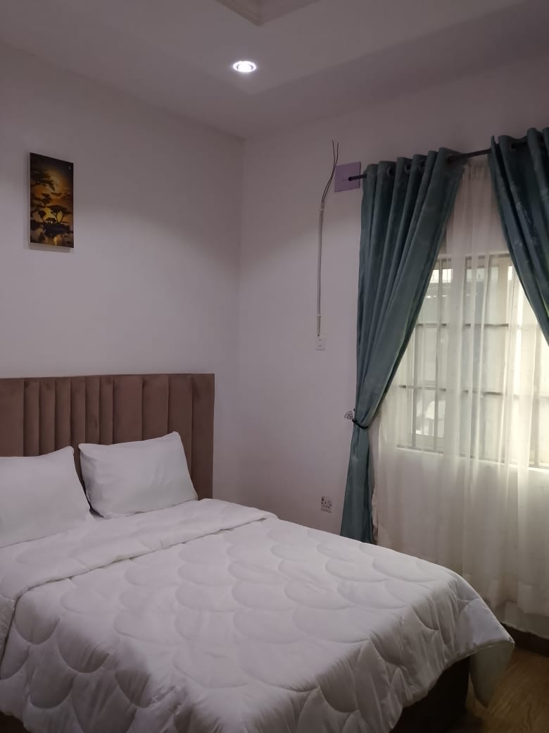 Luxe 2 – bedroom 1